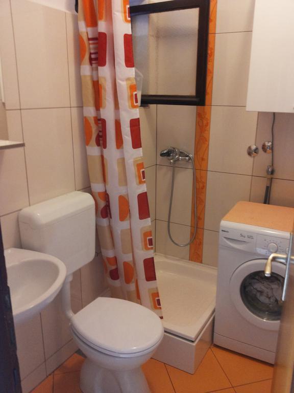 Apartment Ranka Postira Quarto foto